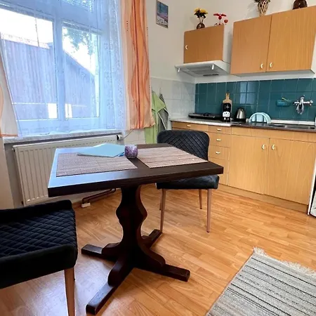 Apartament Sebest
